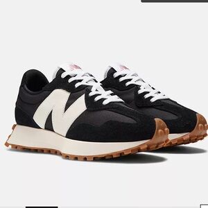 New Balance 327